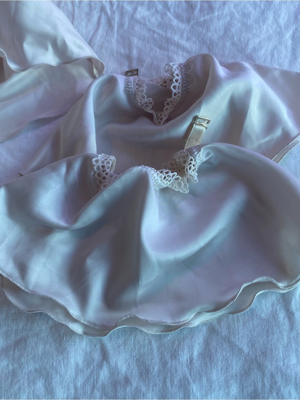 Intimissimi Cream Lace Bralette, Panties and Short Set - Picture 14 of 14